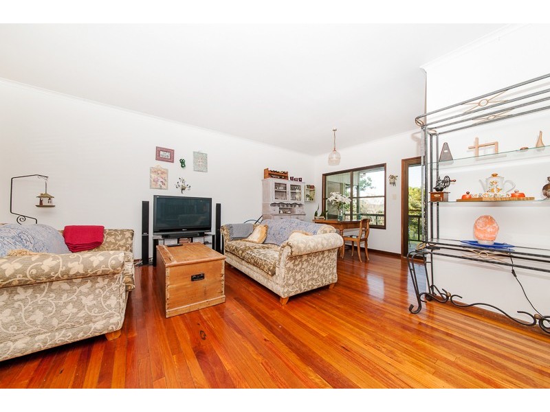 50 Hunchy School Road, Hunchy QLD 4555