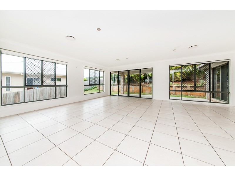 79 Petigrain Avenue, Palmwoods QLD 4555