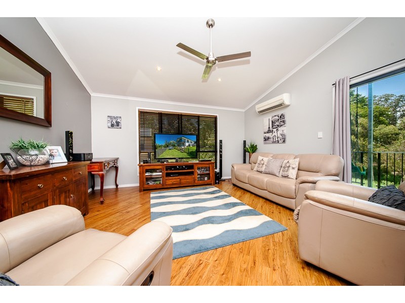 18 Kooralbyn Court, Nambour QLD 4560