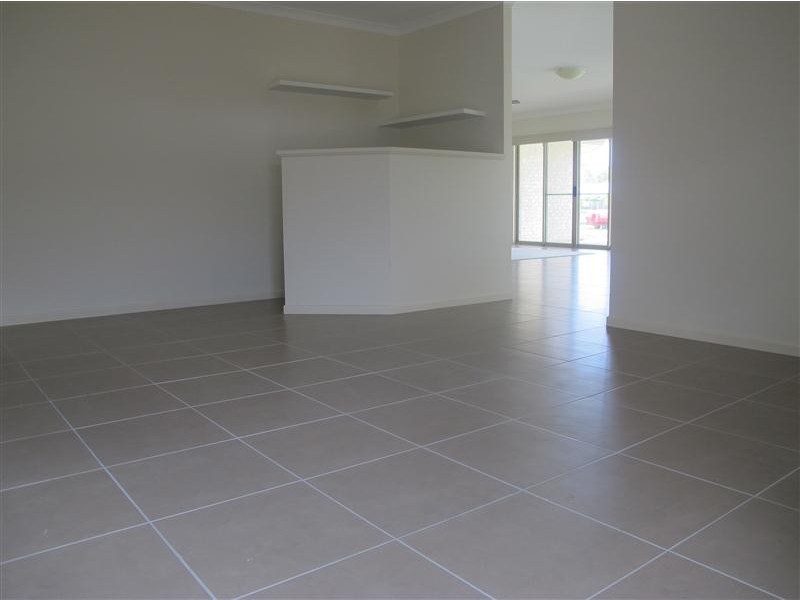 28 Maddock, Mooloolah Valley QLD 4553