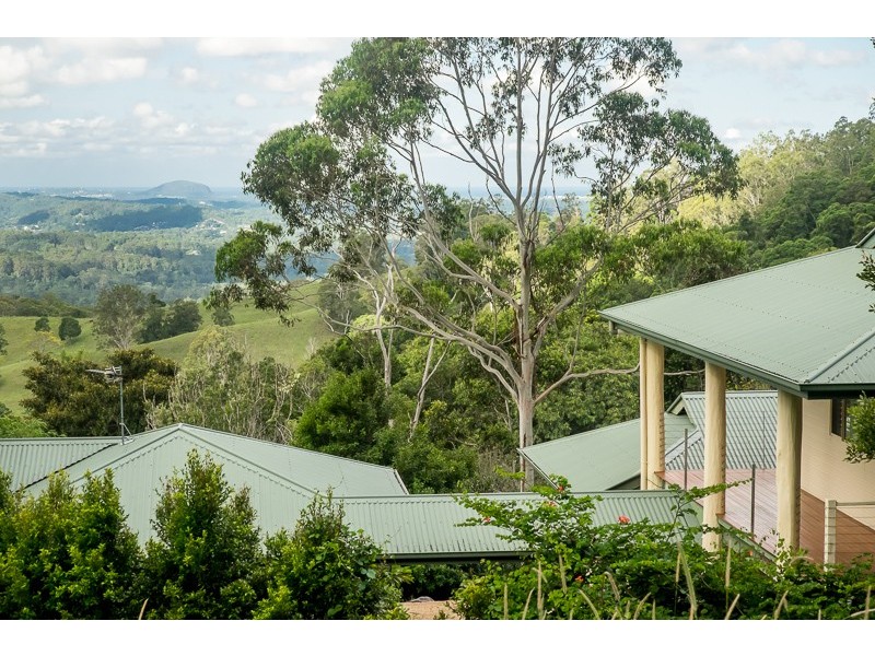 652 Hunchy Road, Hunchy QLD 4555