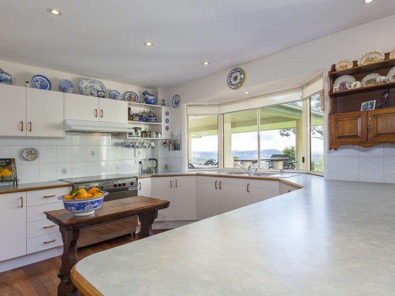 652 Hunchy Road, Hunchy QLD 4555