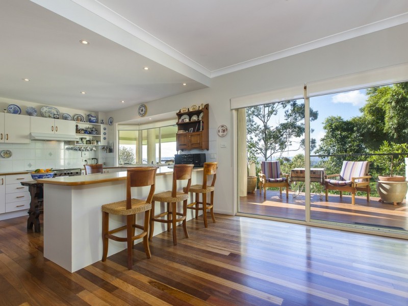 652 Hunchy Road, Hunchy QLD 4555