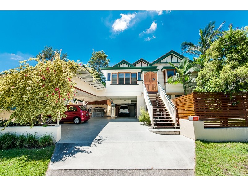 24 Brinawa Street, Camp Hill QLD 4152