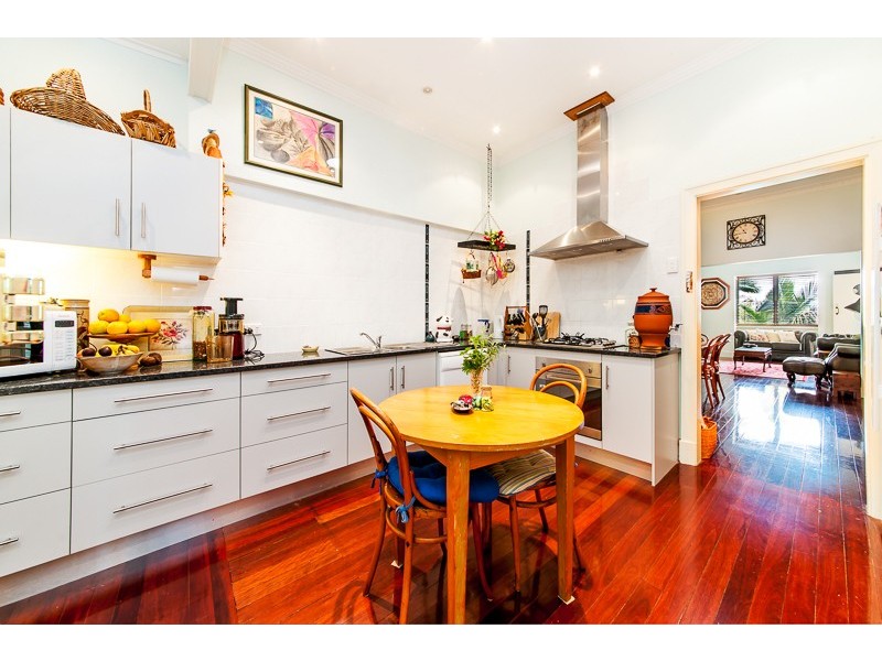 24 Brinawa Street, Camp Hill QLD 4152