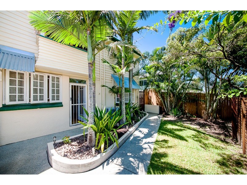 24 Brinawa Street, Camp Hill QLD 4152