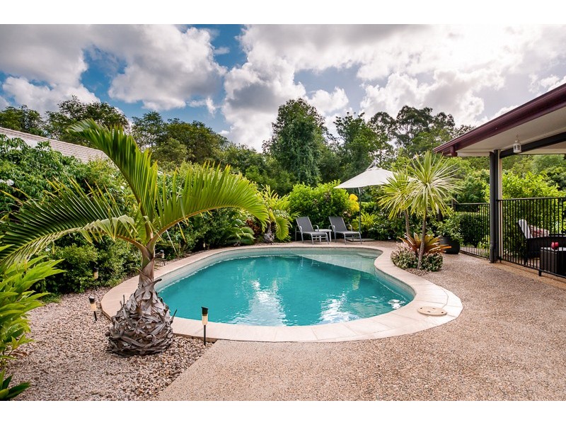 2 Bunya Pine Place, Woombye QLD 4559