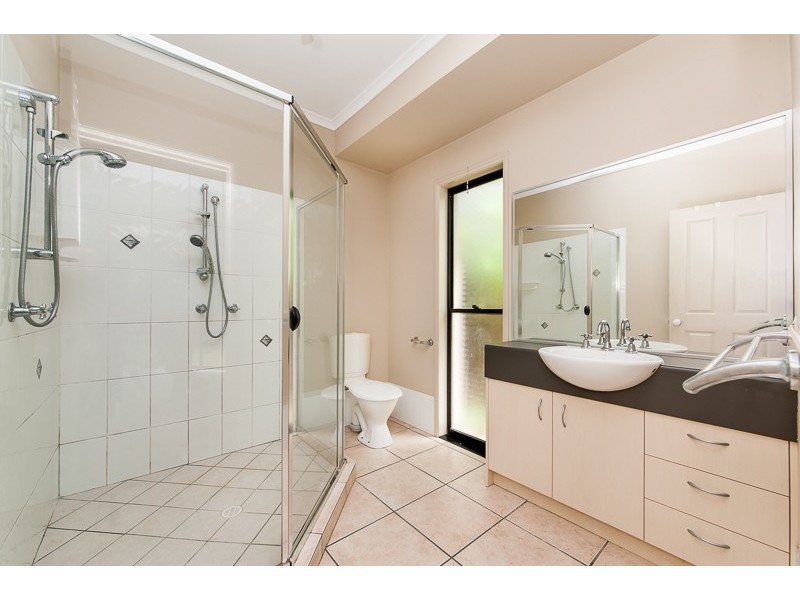 9 Crows Ash Court, Palmwoods QLD 4555