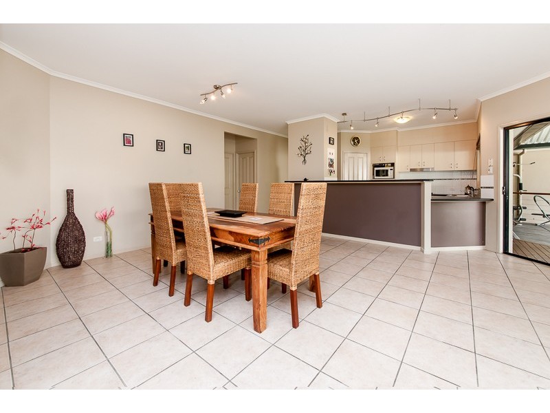 9 Crows Ash Court, Palmwoods QLD 4555