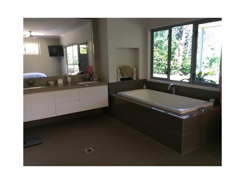 6 Intake Weir Road, Kureelpa QLD 4560