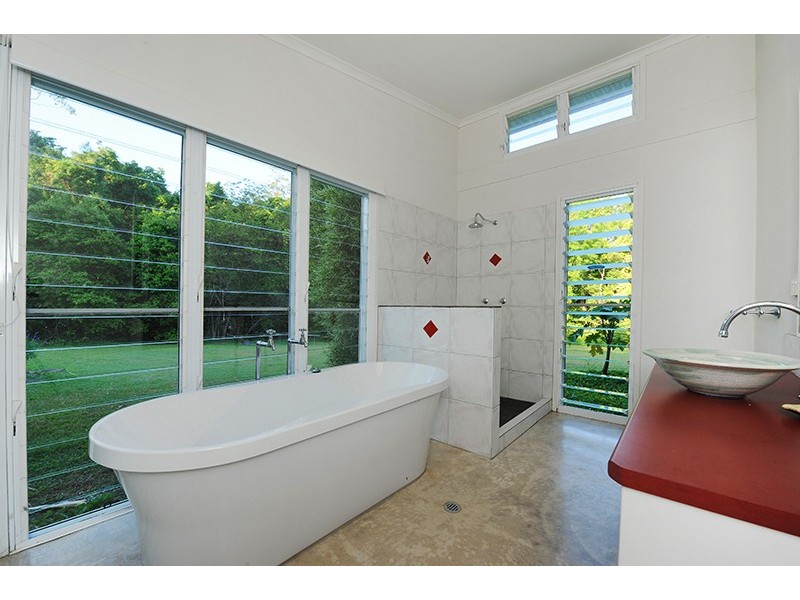 31 Bamboo Road, Palmwoods QLD 4555