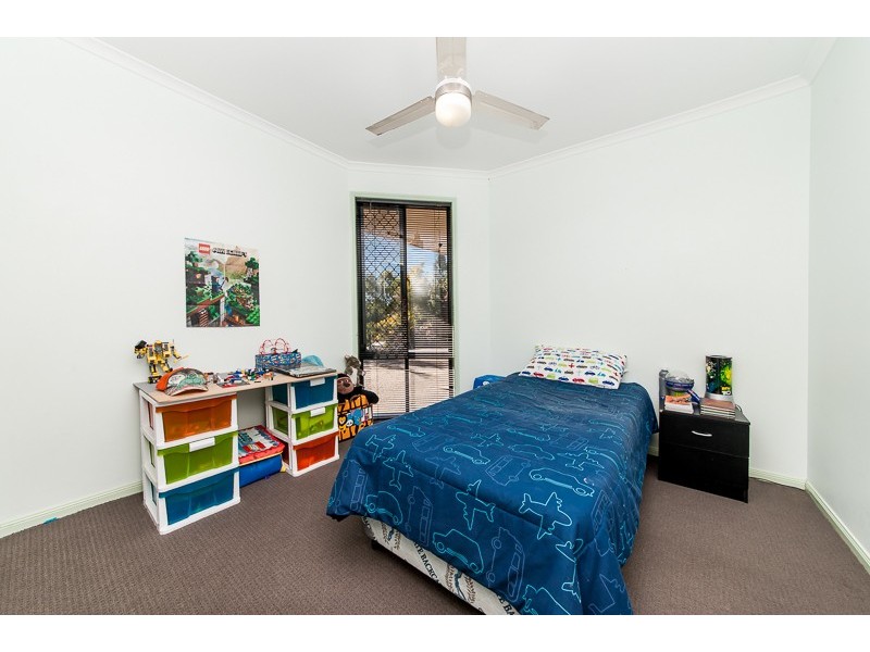 13 Robertson Drive, Burnside QLD 4560