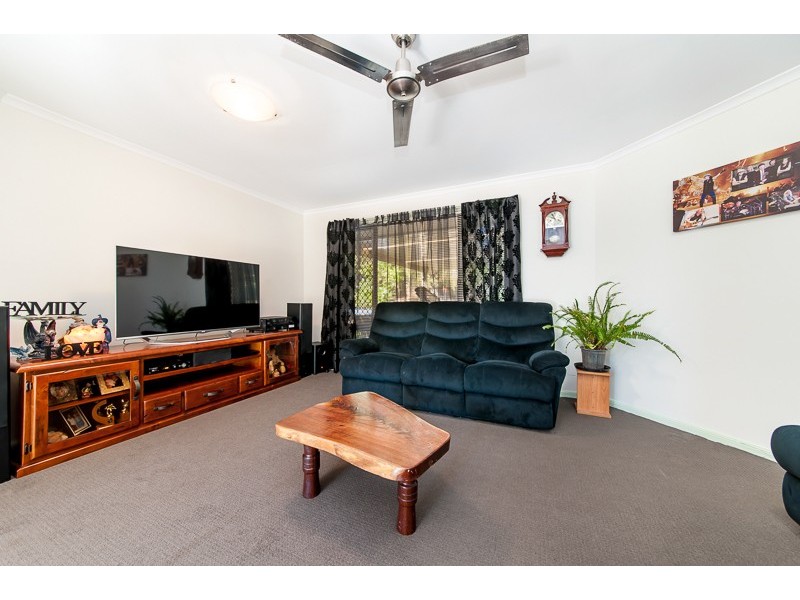 13 Robertson Drive, Burnside QLD 4560