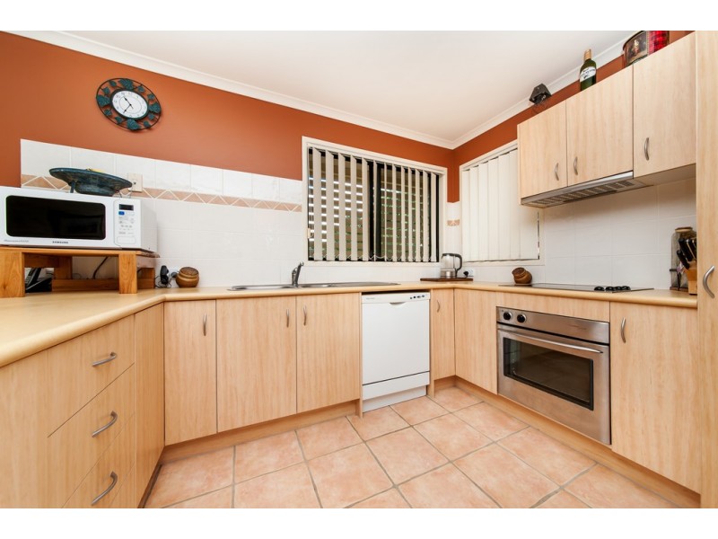 6 Palmwoods School Rd, Palmwoods QLD 4555