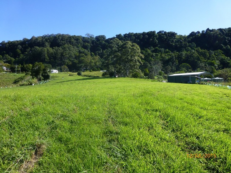 867 Hunchy Road, Hunchy QLD 4555