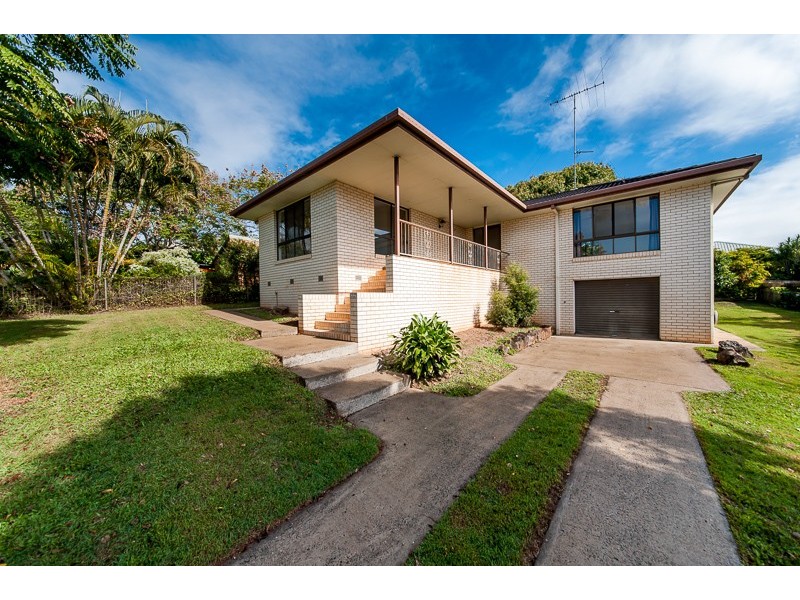 10 Dana Court, Palmwoods QLD 4555