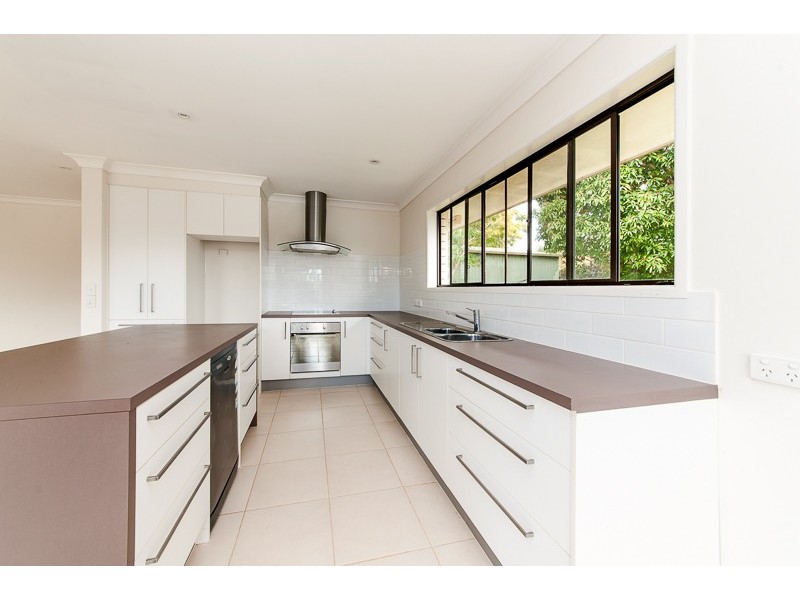 10 Dana Court, Palmwoods QLD 4555