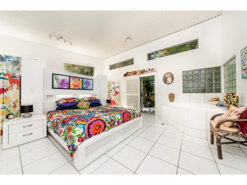 52 De Zen Road, Palmview QLD 4553