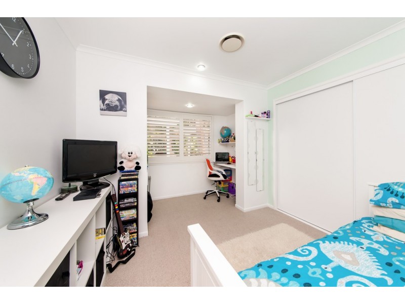 52 De Zen Road, Palmview QLD 4553