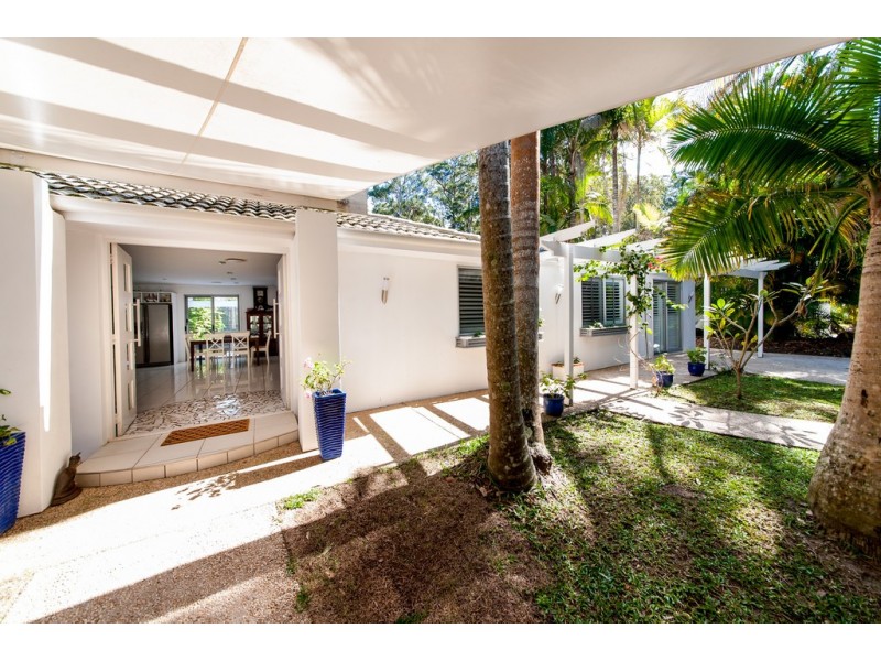 52 De Zen Road, Palmview QLD 4553