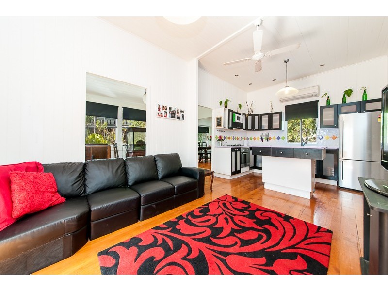 16 Chevallum Road, Palmwoods QLD 4555