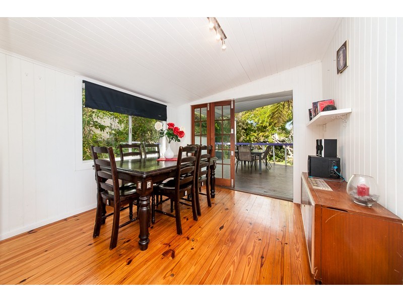 16 Chevallum Road, Palmwoods QLD 4555