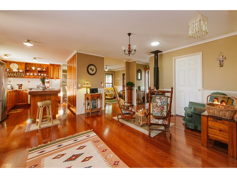 6 Frangipanni Court, Montville QLD 4560