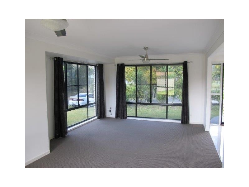 3 Dixon Court, Mooloolah Valley QLD 4553