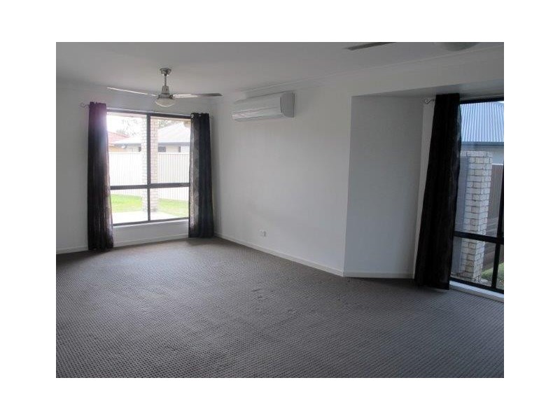 3 Dixon Court, Mooloolah Valley QLD 4553