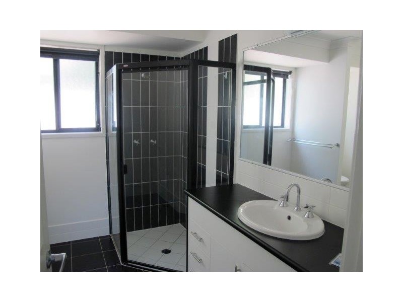 3 Dixon Court, Mooloolah Valley QLD 4553