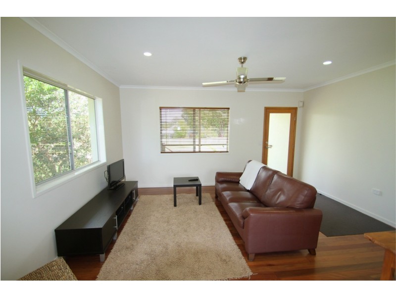 31 Chevallum Rd, Palmwoods QLD 4555