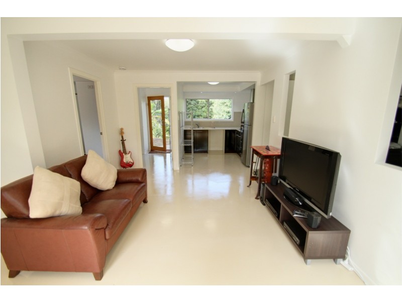31 Chevallum Rd, Palmwoods QLD 4555