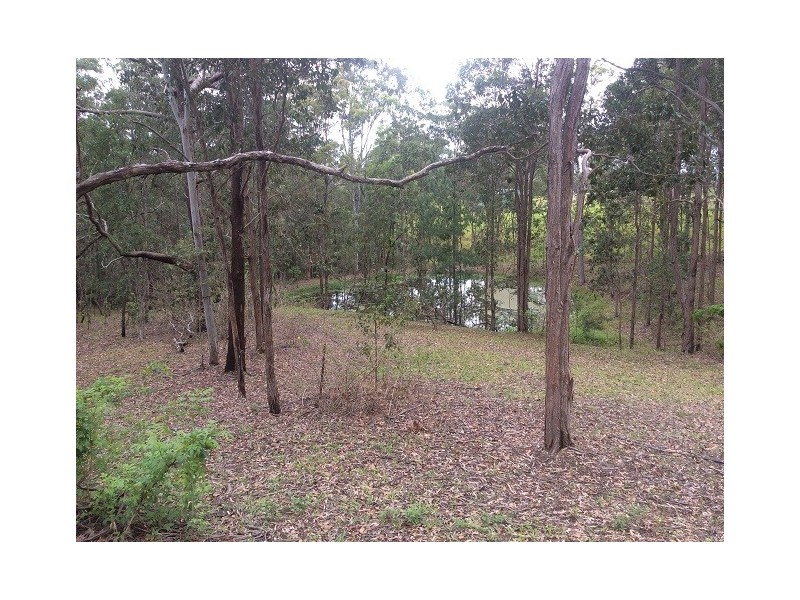 367 Hunchy Rd, Hunchy QLD 4555