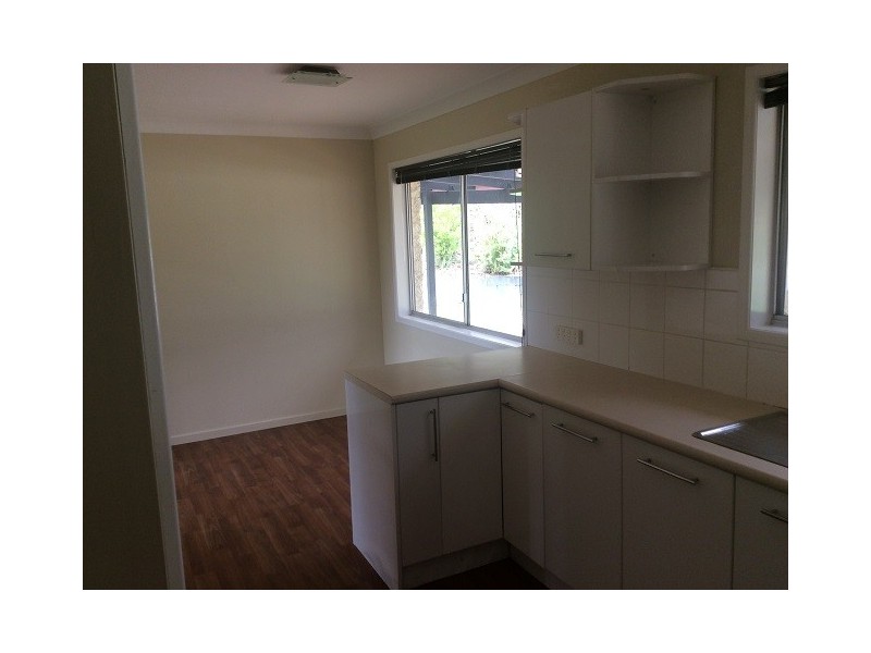 367 Hunchy Rd, Hunchy QLD 4555