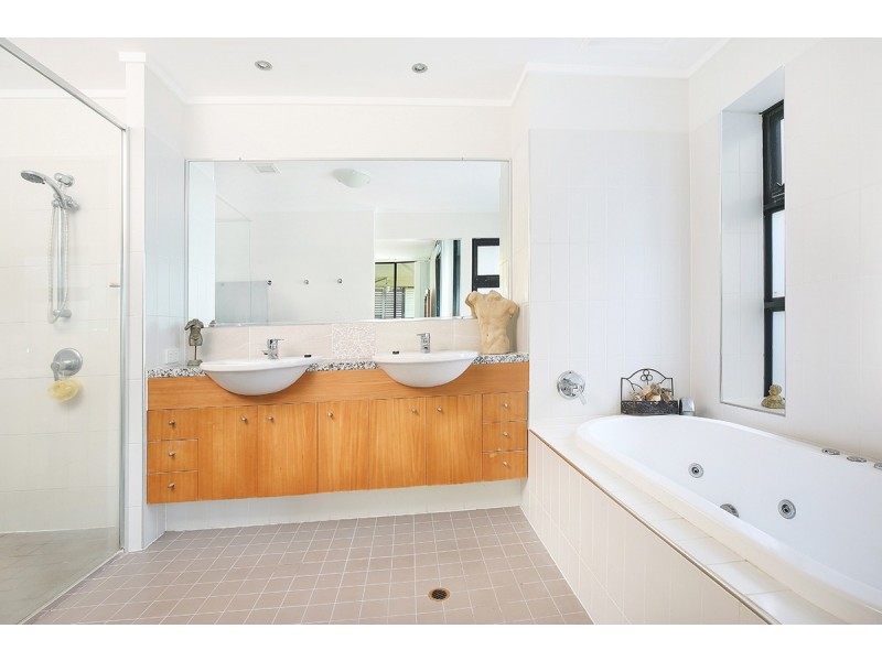 35/20 Baywater Drive, Twin Waters QLD 4564