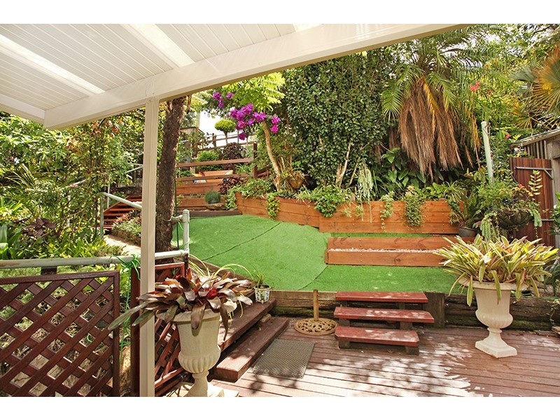 6 Maple Avenue, Mapleton QLD 4560