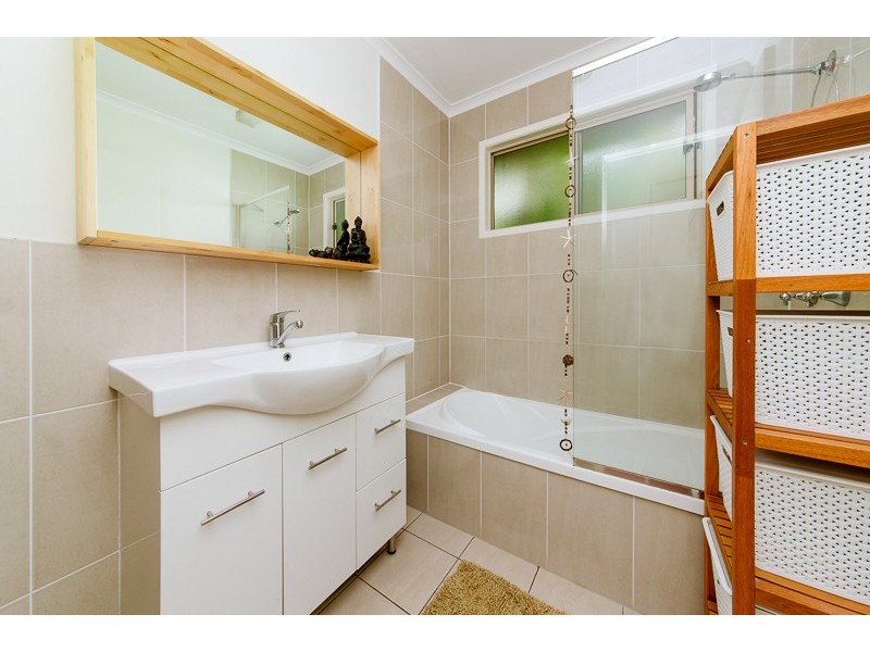 29 Holly Green Crescent, Palmwoods QLD 4555