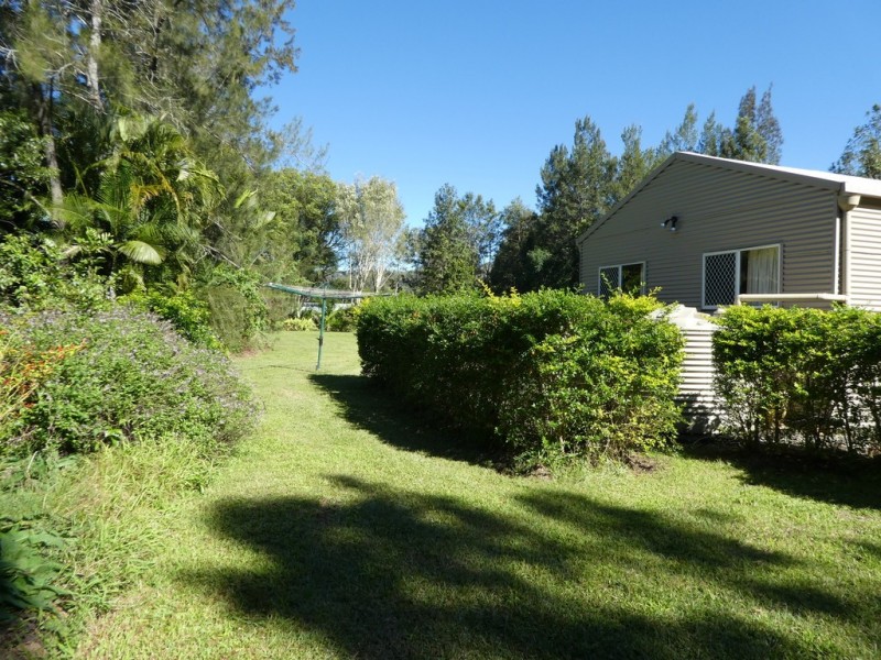 12 Mountaindale Court, Mooloolah Valley QLD 4553