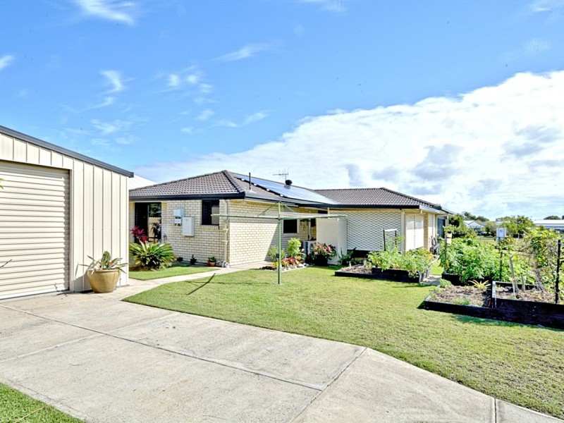 9 Bentwood St, Burrum Heads QLD 4659
