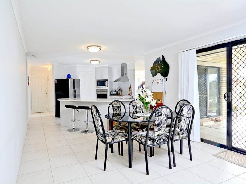 9 Bentwood St, Burrum Heads QLD 4659