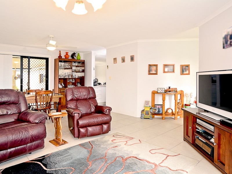 9 Bentwood St, Burrum Heads QLD 4659