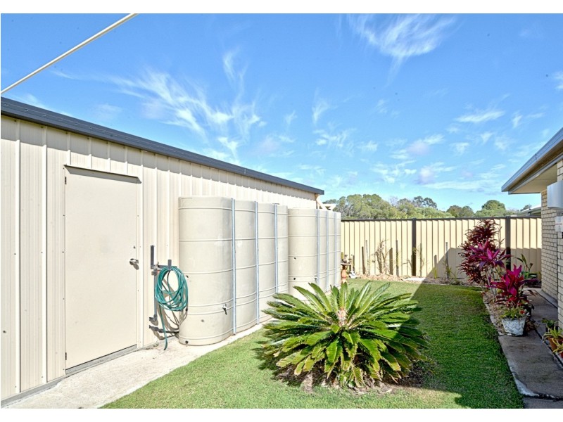 9 Bentwood St, Burrum Heads QLD 4659