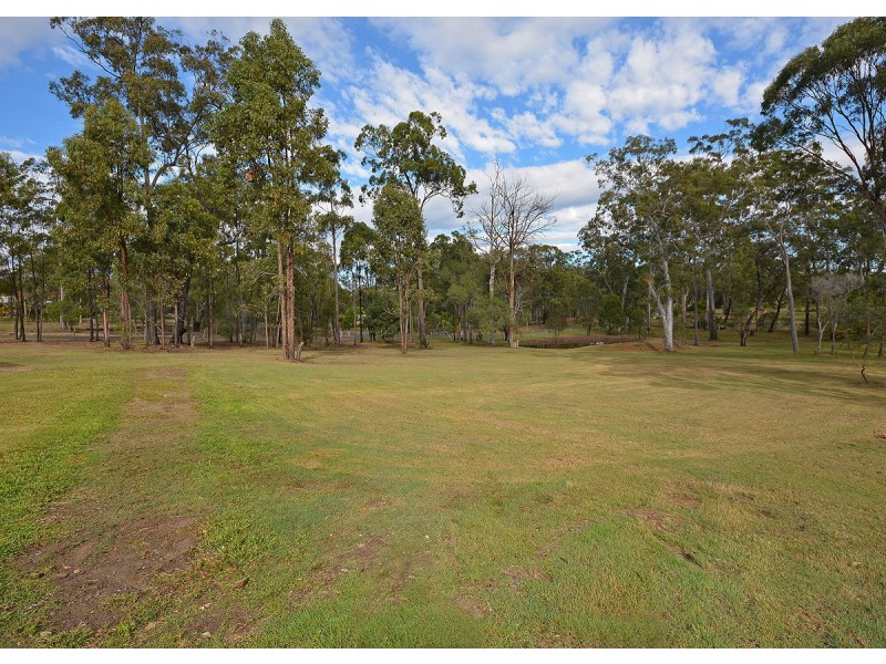19-21 Raintree Ave, Burrum Heads QLD 4659