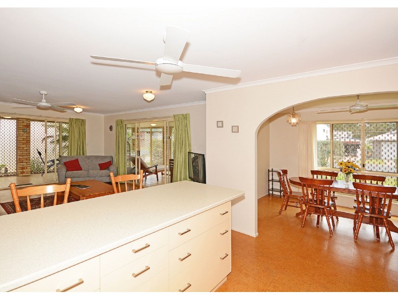 1 SIMPSON STREET, Burrum Heads QLD 4659