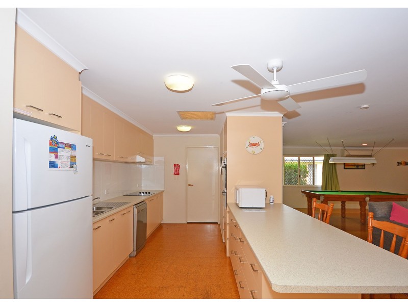 1 SIMPSON STREET, Burrum Heads QLD 4659