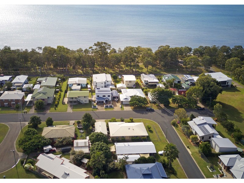 1 SIMPSON STREET, Burrum Heads QLD 4659