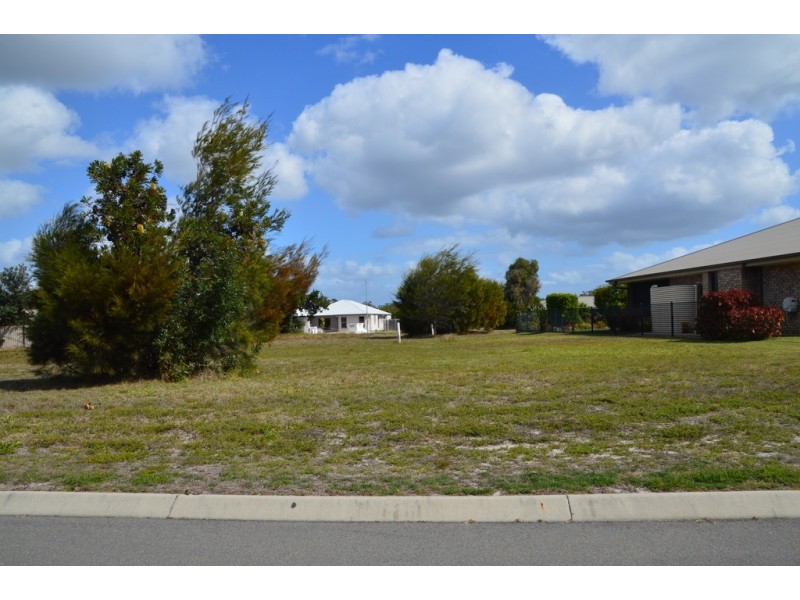 24 Tulipwood Drive, Burrum Heads QLD 4659