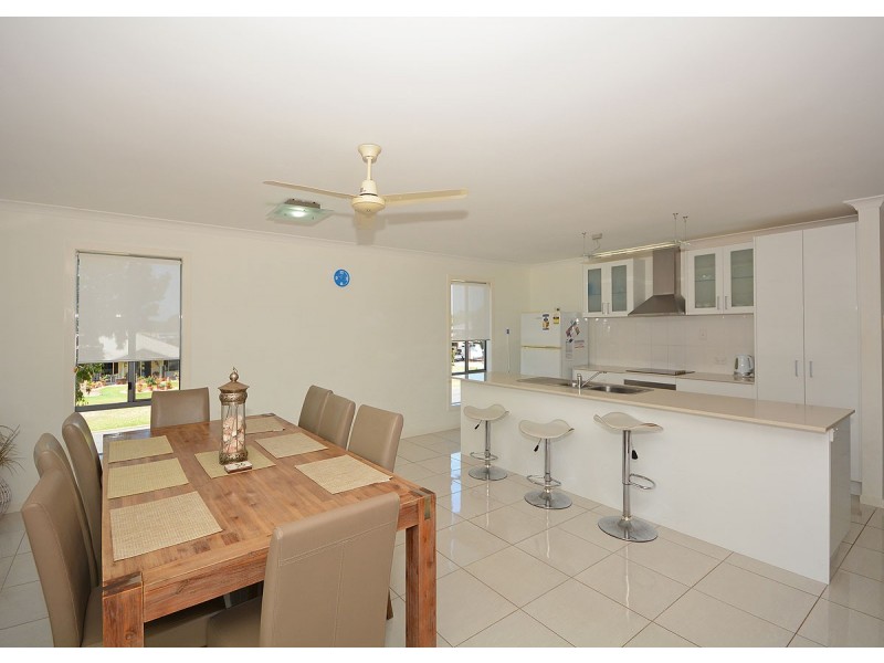 2 Tamarind Close, Burrum Heads QLD 4659