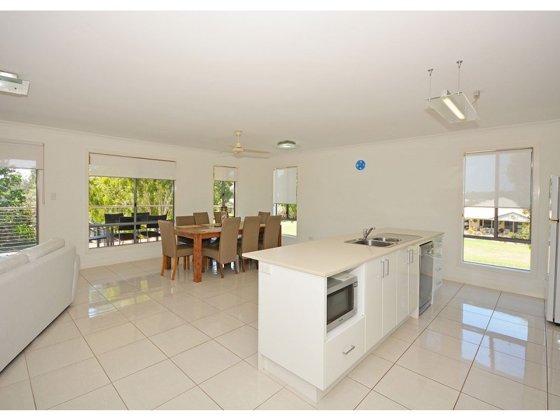 2 Tamarind Close, Burrum Heads QLD 4659