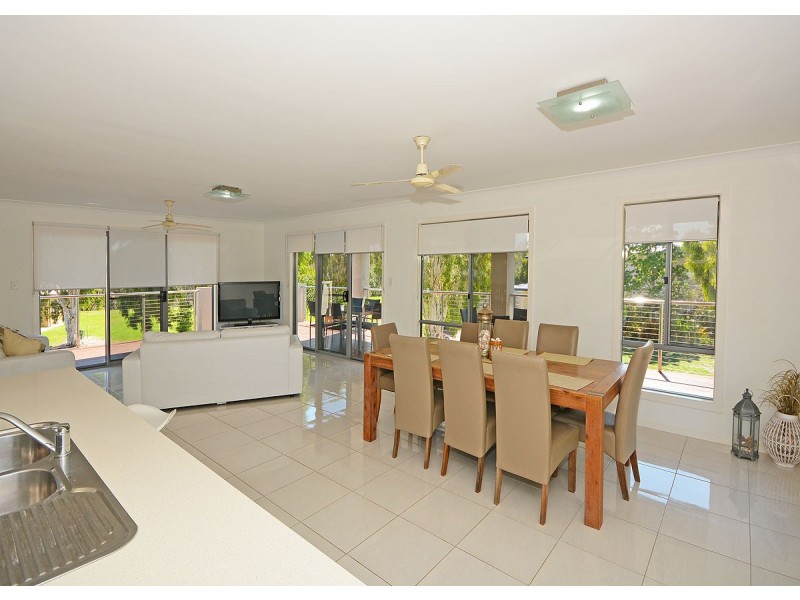 2 Tamarind Close, Burrum Heads QLD 4659